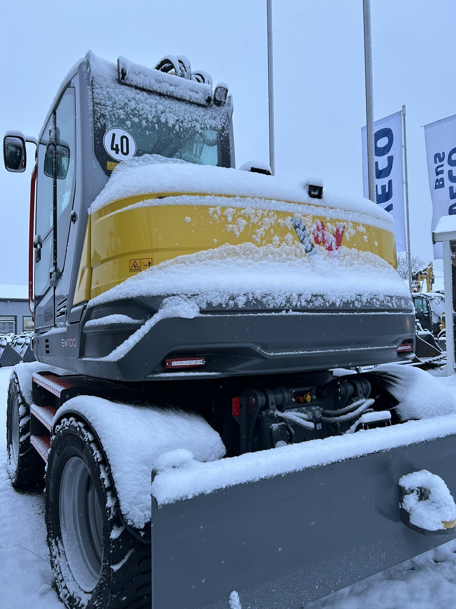 Wacker Neuson EW100 Mobilbagger Bild